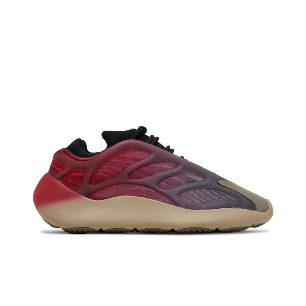 Yeezy 700 V3 “Fade Carbon”